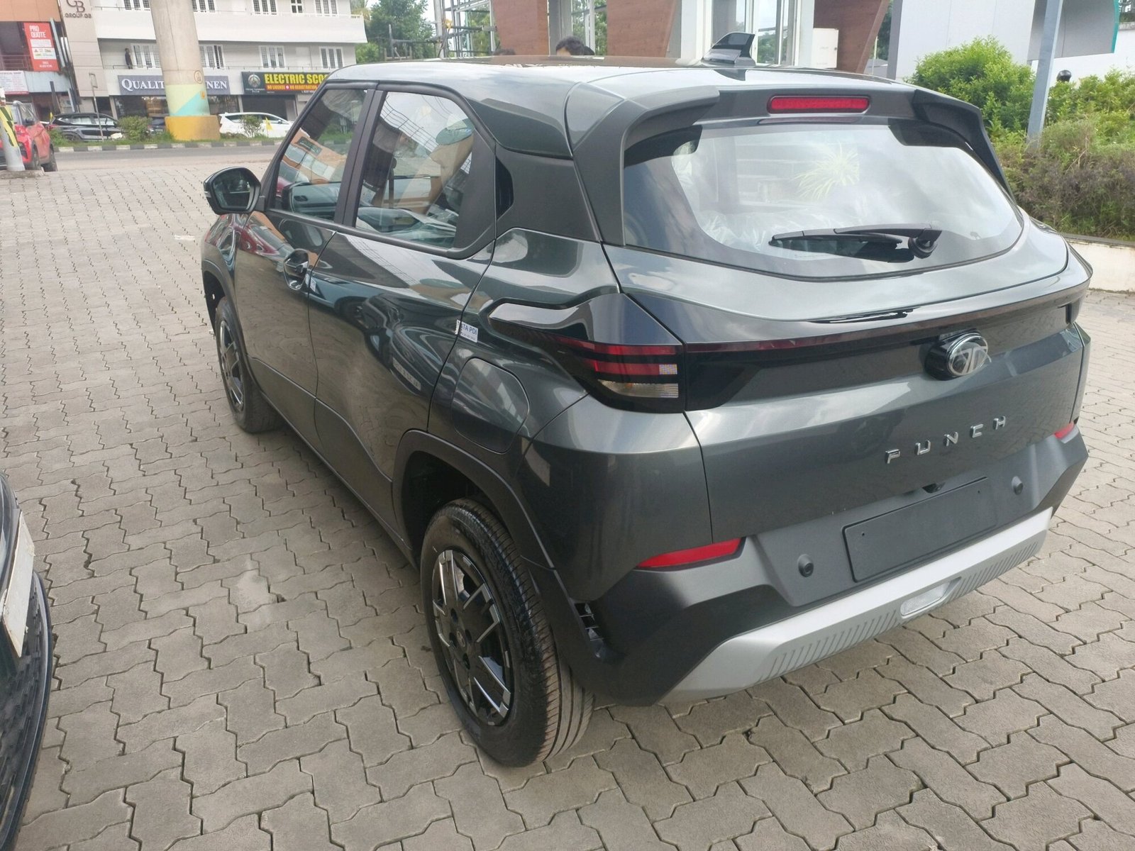 Left View